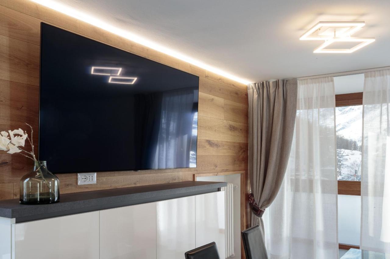 Hellochalet - The One - Garage, Bootdryer, Home Theatre With Subwoofer, Netflix, Hydromassage Turkish Bath เบรยล์-แชร์วิเนีย ภายนอก รูปภาพ