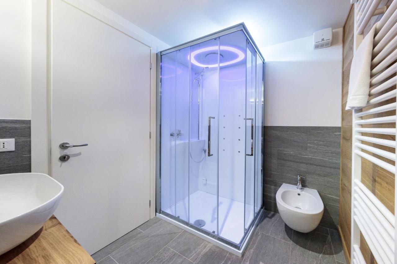 Hellochalet - The One - Garage, Bootdryer, Home Theatre With Subwoofer, Netflix, Hydromassage Turkish Bath เบรยล์-แชร์วิเนีย ภายนอก รูปภาพ